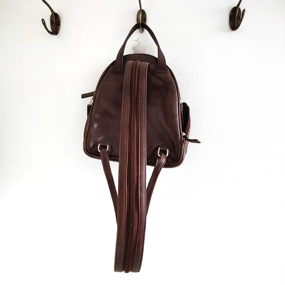 Small purse size brown leather backpack 90s / Y2K - Picture 5 of 8